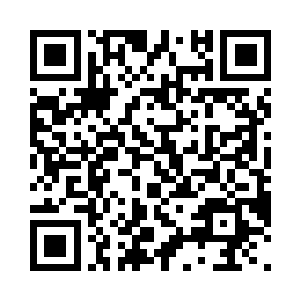 一边抓紧时间在对剧本做着最后的润色二维码生成