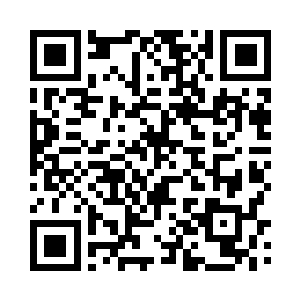 一边注视着董依依和叶飞之间的争斗二维码生成