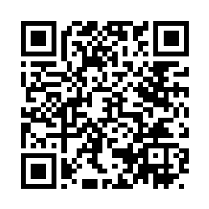 一边连忙把燕飞晴和白素仙拉了起来二维码生成