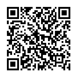 一连串高爆炸弹在停车场到炼油厂的区域炸了个通透二维码生成