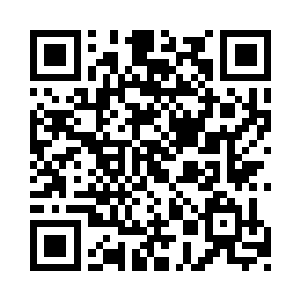 一连摁了三次颤抖的手指竟然都从摁钮上划过二维码生成