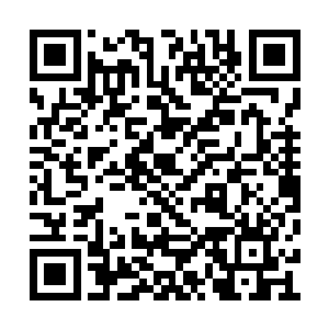 一道低沉的声音在其中一位马上男子的嘴中传出二维码生成