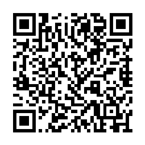 一道漆黑的光芒嗡的一声如同炮弹一样疾射而出二维码生成