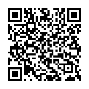 一道磅礴的力量瞬间将阿拉迪和查克利两人吞噬二维码生成