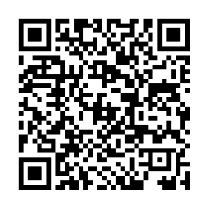 一道足足是有着脸盆大小的黑光朝着那块区域冲了过去二维码生成