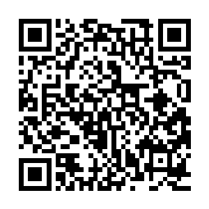 一道道湛蓝色的雷蛇开始不断的在虚空之中的黑云之中吞吐起来二维码生成