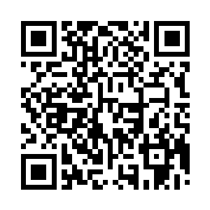 一道金色的光芒将周围的一切都掩盖在了里面二维码生成