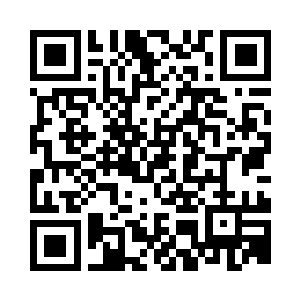 一道银色的光幕瞬间在他的身前形成了二维码生成