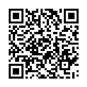 一锭马蹄金就从宽大的袖子底下塞过去了二维码生成