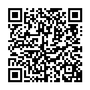 一阵剧烈的轰鸣声和一阵可怕的狂风也忽然从天空之上席卷而来二维码生成