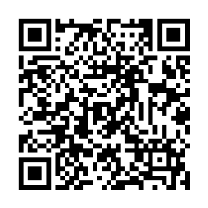 丁畅感觉到自己中午的时候好像吃的稍微有那么一些多二维码生成