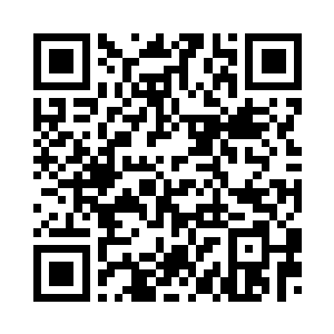 丁羽依旧是不言不语的坐在了那里二维码生成