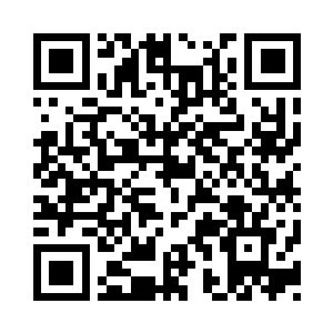 丁羽则是来到了徐存周他们三个人的面前二维码生成