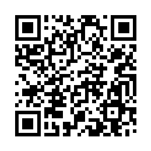 丁长生将自己的下巴放在顾晓萌的头顶二维码生成