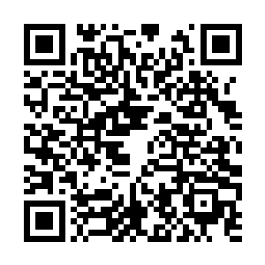 丁长生居然开着车鬼使神差的到了李红枫的瑜伽馆二维码生成