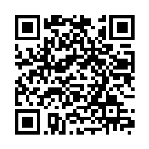 丁长生的一双大手竟然扶在了赵馨雅的两条大二维码生成