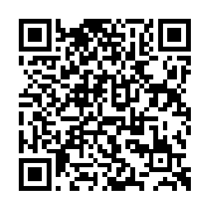 丁长生起身拿起自己的衣服出了司南下家的大门二维码生成