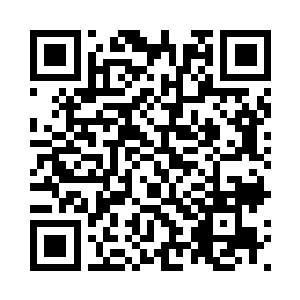 丁长生递给了闫培功一个文件夹子二维码生成