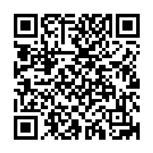 七八道水流在这里生成七八个互相干扰又互相增幅的巨大漩涡二维码生成