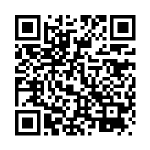 七彩神塔中倾洒下无穷无尽的霞光二维码生成