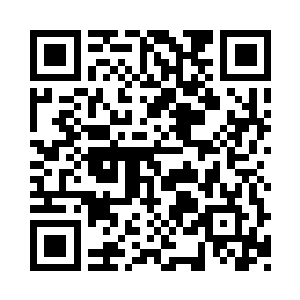 万熊的面前出现了一个上百丈高的元素巨人二维码生成