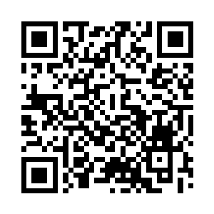 三三两两的弟子从这个弟子的身边过去二维码生成