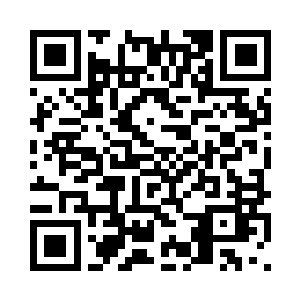 三下五除二地便被我给扒光了衣服二维码生成