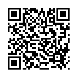 三个大乘期修士的衣服也碎裂几处二维码生成