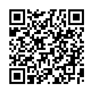 三个小家伙就扑到了张秀兰的怀里二维码生成