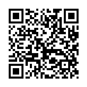 三个黄城情报据点的人跳上毛三车进入车厢二维码生成