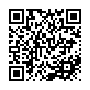 三人的脸色也随着大量失血而微微发白二维码生成