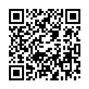 三人的血眨眼便是游到到了石棺上二维码生成