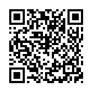 三十多个人泾渭分明地分成了好几个派系二维码生成