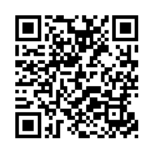 上去到船尾去等着的澹台玥还是没见夭华上来二维码生成