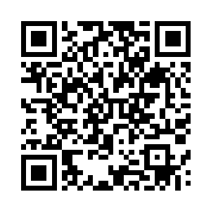 上官幕儿正站在一颗悟道古茶树面前二维码生成