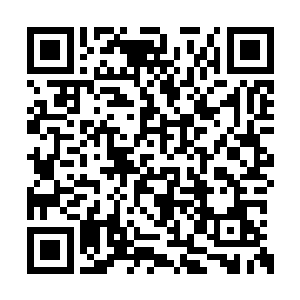 上有两个在所有方面都能与年轻魔君抗衡的人物二维码生成