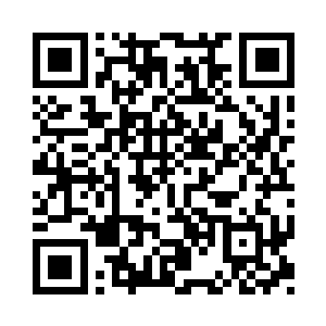 上身的衣服已经被人家连撕带扯了个精光二维码生成