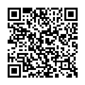 上面以鸿蒙文字书写着充满神奇道韵的四个大字二维码生成