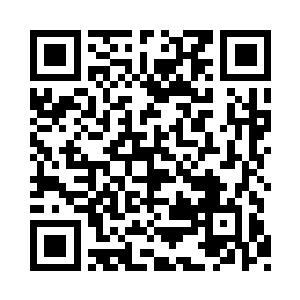 上面按照北斗七星的排列镶嵌了一些夜明珠二维码生成