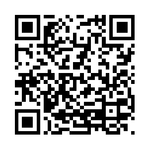 上面用英文标了一个美利坚的电视台名字二维码生成