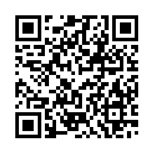 下头四小姐和韩姨娘还不时数落着二维码生成