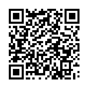 下意识的扭头去看已经走到门口的佟舒二维码生成