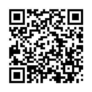 下课后他被学生们围住问了很多的问题二维码生成