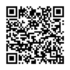 下车时候威廉强烈欢迎我们到他那儿坐一坐喝一杯二维码生成