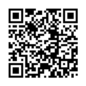 下边那个人显然不会御剑飞行……二维码生成