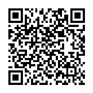 不久之后那位丽莎总裁很可能应邀前来参观我们的总部二维码生成