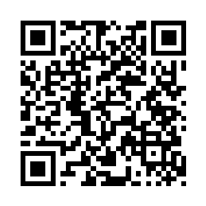 不动声色的在另一只手掌上悄悄勾勒着什么二维码生成