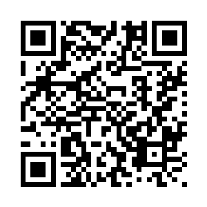 不客气的抓起一个包子就往嘴里塞二维码生成