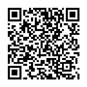 不少人望向他们的目光之中也变得有些不善起来二维码生成
