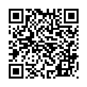 不少人都笑容可掬的上来和他握手二维码生成